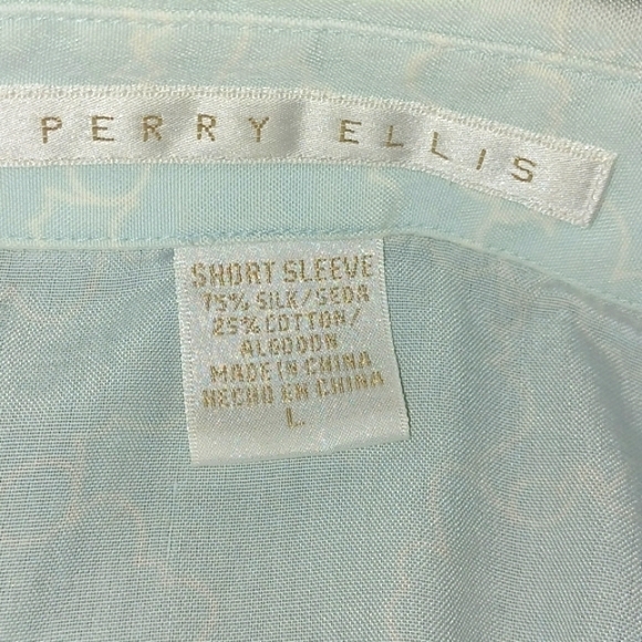 Perry ellis short Sleeve %75 Silk %25 cotton Button Down Soft cool - Picture 4 of 4